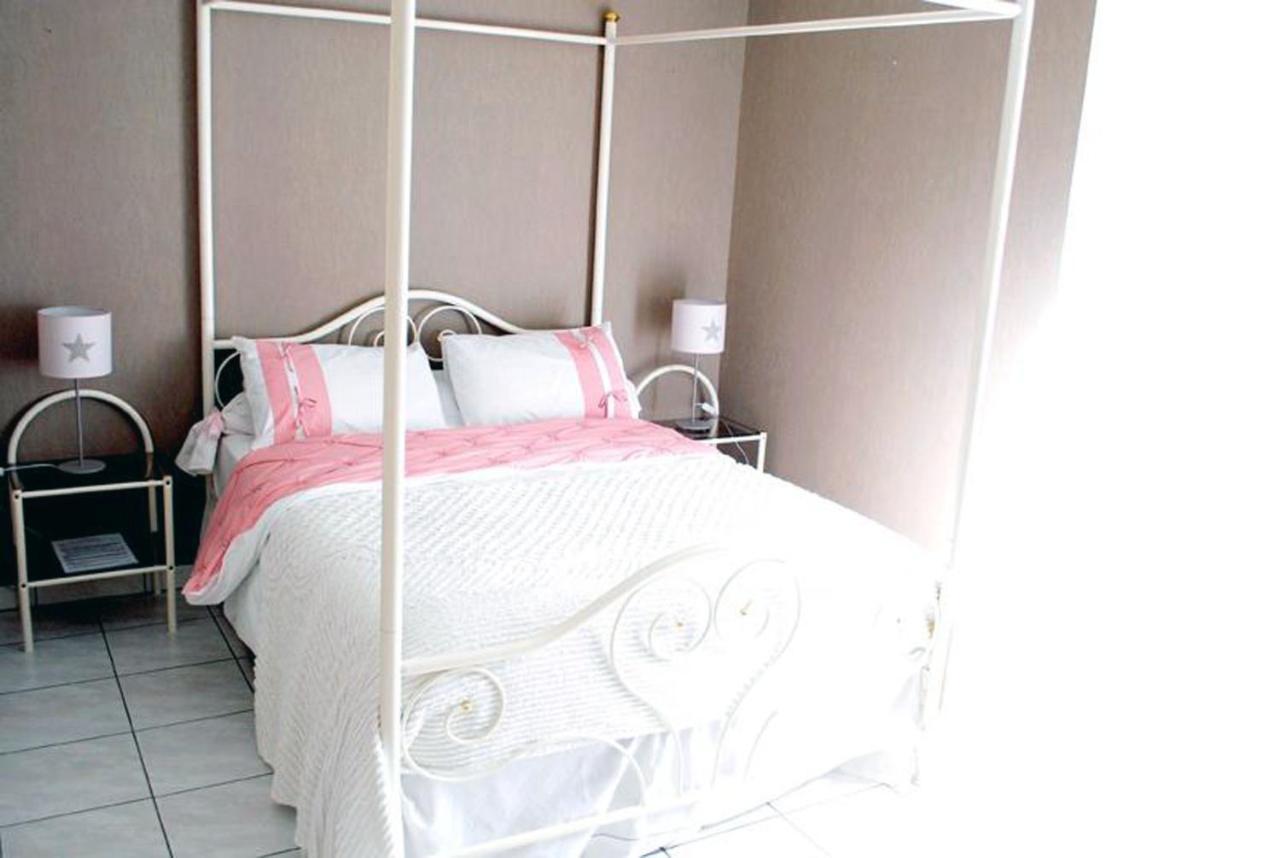 La Providence, Chambres D'Hotes Saint-Sernin-du-Plain Esterno foto