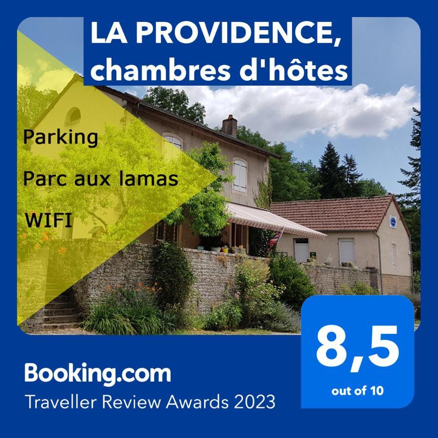 La Providence, Chambres D'Hotes Saint-Sernin-du-Plain Esterno foto